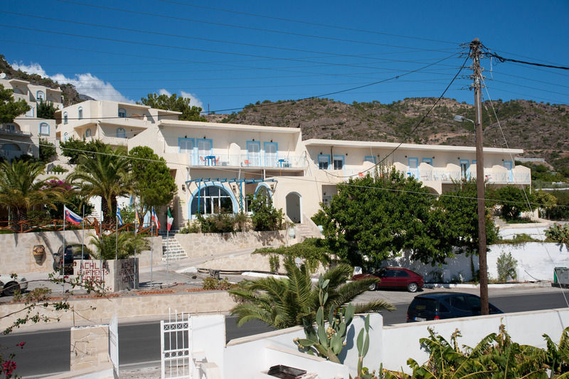 Achlia Hotel Buitenkant foto