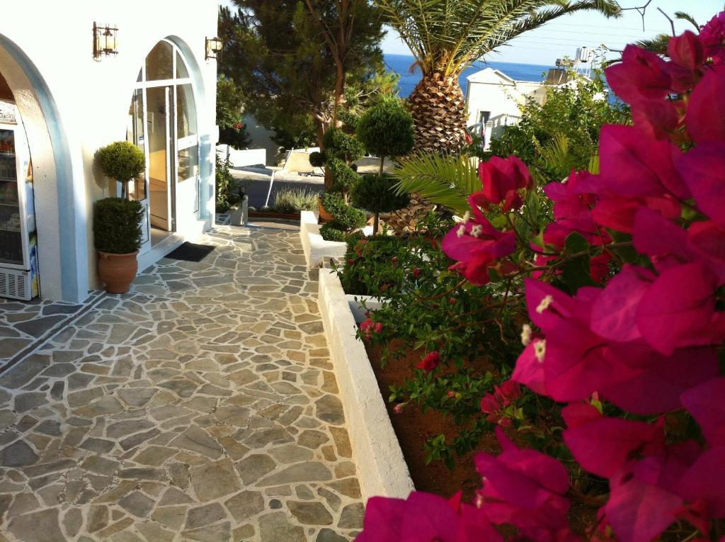 Achlia Hotel Buitenkant foto